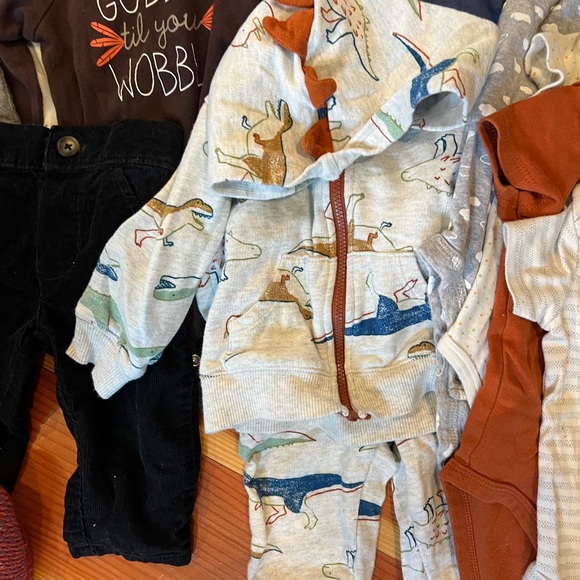 CARTER’S Bundle! - Picture 2 of 5